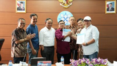 Disaksikan Ketua Dewan Pers, PWI Akhirnya Tandatangani Panitia Bersama Kongres Persatuan