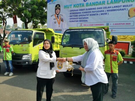 DLH Kota Bandarlampung Dapat Tambahan Tiga Dump Truck Pengangkut Sampah
