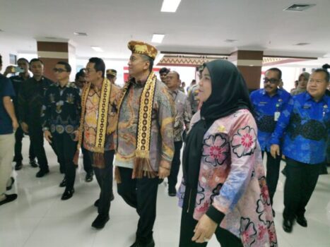 Wamen PAN RB Purwadi Arianto tinjau MPP di Pemkot Bandarlampung