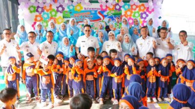 Pagi Ceria Bersama Bupati Egi: Tawa dan Harapan Anak TK IT Al Mumtaza Meriahkan Hari Anak Nasional di Lampung Selatan