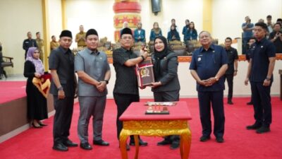 Walikota Eva Dwiana Sampaikan Raperda Pertanggungjawaban Pelaksanaan APBD tahun Anggaran 2024