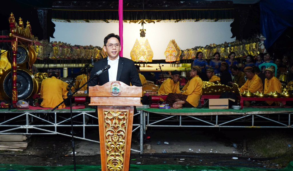 Bupati Egi Respons Keluhan Warga Soal Jalan Rusak di Dusun Blora