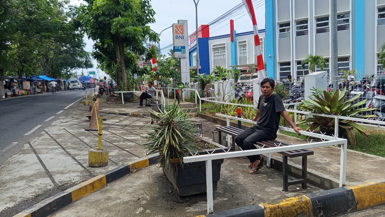 Trotoar di Jalan Soekarno-Hatta Masuk Aset Daerah, Pemkab Lampung Utara : Setiap Perbaikan Harus Izin