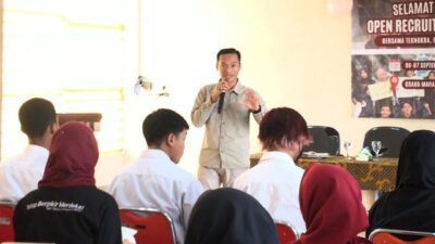 Teknokra Oprec 2025, Ketua IWO Lampung Ajak Calon Magang jadi Kru Profesional dan Cinta Organisasi