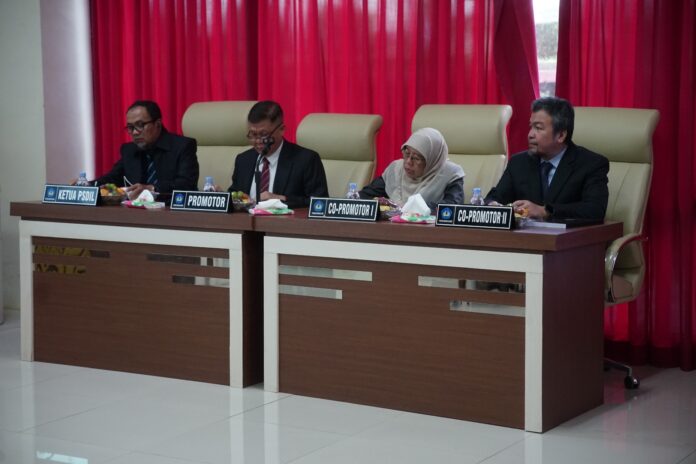 Muhamad Komarudin Resmi Raih Gelar Doktor Ilmu Lingkungan