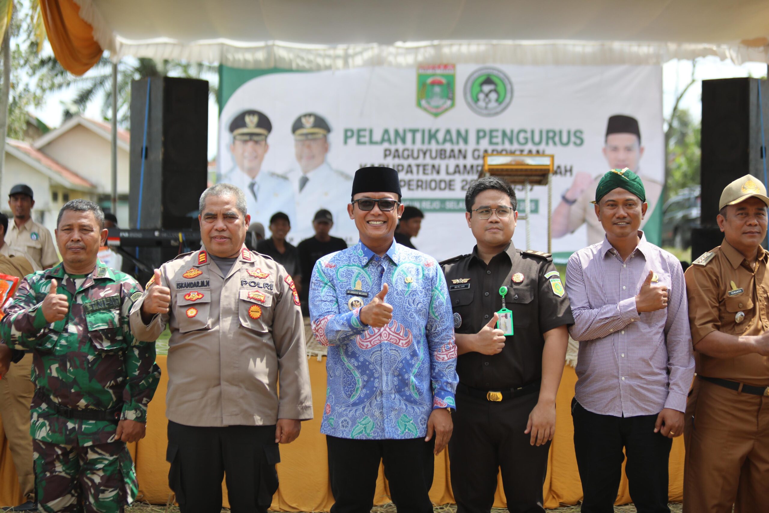 Bupati Ardito Wijaya Lantik Pengurus Gapoktan Lampung Tengah dan Panen Raya Padi di Kampung Sri Pendowo