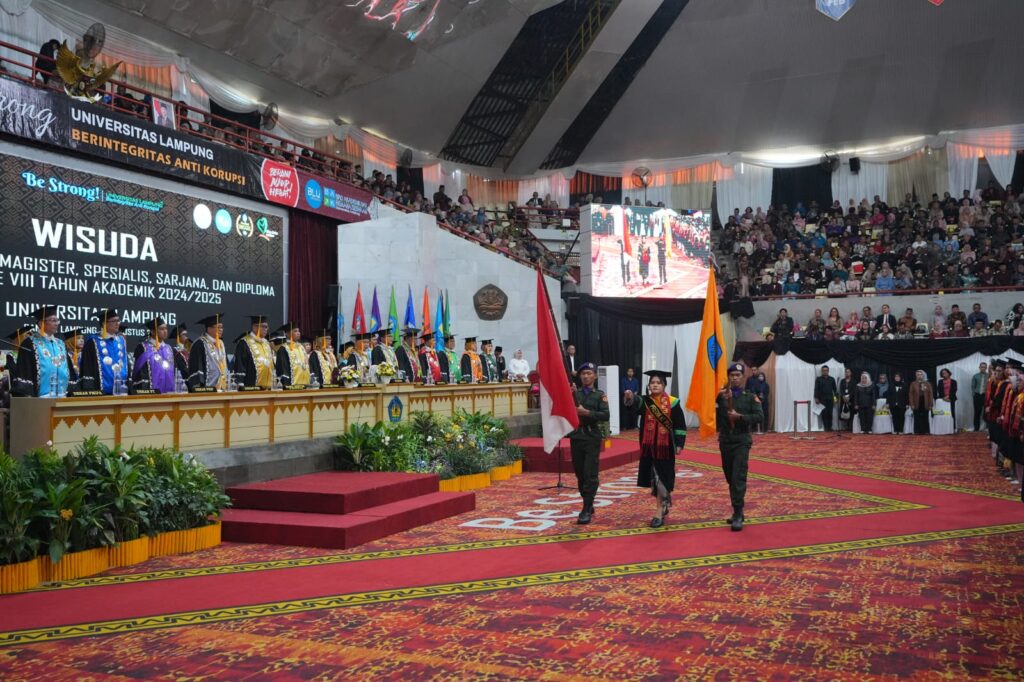 Wisuda Periode VIII 2024-2025, Unila Kukuhkan 993 Lulusan