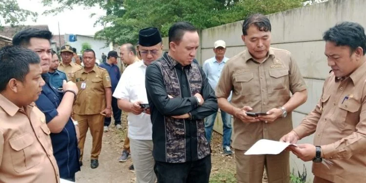 Komisi I DPRD Lampung Tinjau Sengketa Tanah di Desa Way Huwi Lamsel