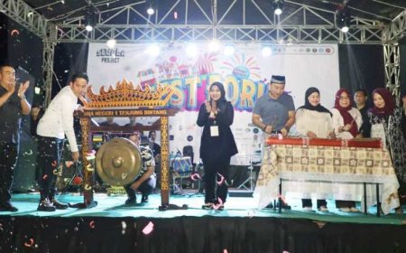 Bupati Egi Buka Festforia 2025