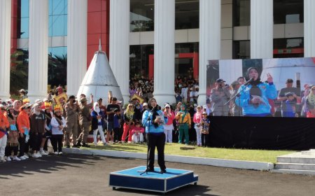 Walikota Eva Dwiana Buka Lomba Senam Kreasi 'Tabola Bale' 