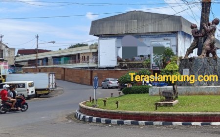 Diduga Kurang Jeli Gunakan Aturan, Revitalisasi Pasar Dekon Lampung Utara Terhambat