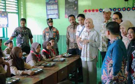 Wagub Jihan Nurlela Tinjau Dapur SPPG dan Penyaluran Program Makan Bergizi Gratis di Kota Metro