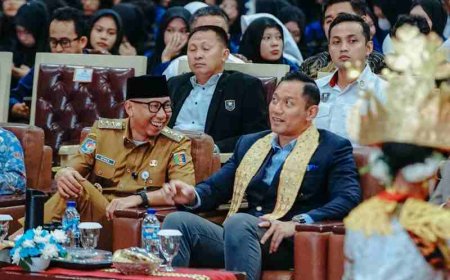 Kuliah Umum di Unila, Ajak Mahasiswa Bangun Kolaborasi dan Inovasi untuk Masa Depan Bangsa