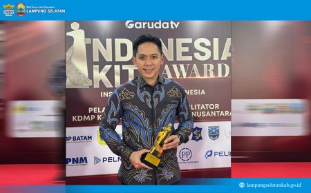 Bangga! Bupati Radityo Egi Pratama Terima Penghargaan Nasional Lewat Inovasi Wisata dan Pangan Berkelanjutan