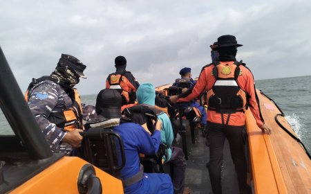 Tim SAR Gabungan Masih Cari Nelayan asal Banten yang Jatuh dari Kapal di Kuala Penet Lampung Timur