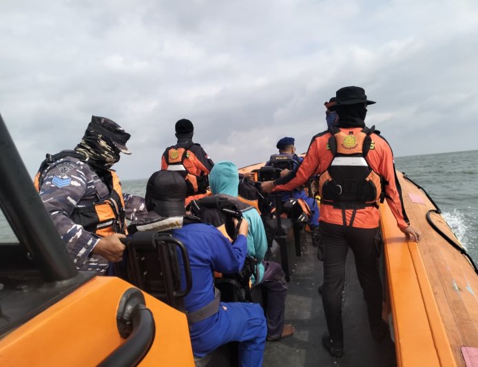 Tim SAR Gabungan Masih Cari Nelayan asal Banten yang Jatuh dari Kapal di Kuala Penet Lampung Timur