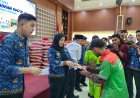 Pemkot Bandarlampung dan Baznas Serahkan Bingkisan kepada 430 P3K Paro Waktu DLH