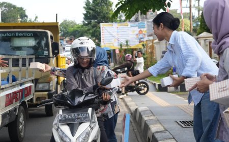 Bank Lampung Gelar 'Bank Lampung Berbagi Takjil' di Seluruh Kantor Operasional 