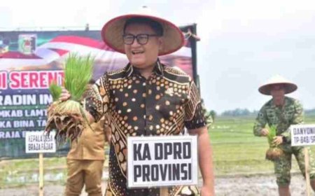 Ketua DPRD Lampung Ikut Tanam Padi Bersama Forkopimda di Lampung Timur