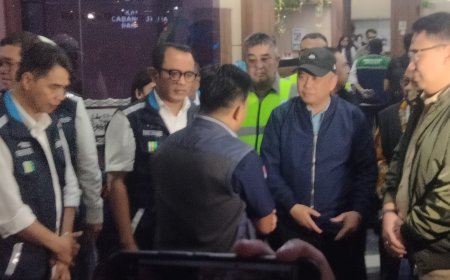 Kemacetan Panjang Truk Angkutan Logistik di Bakauheni, Menhub Mengklaim Semuanya Tertib dan Lancar