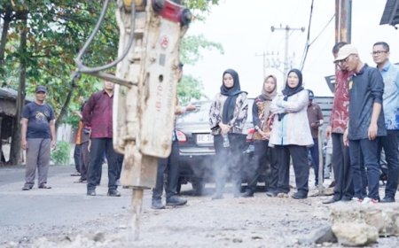 Pemkot Bandarlampung Perbaiki Jalan HRM Mangundiprojo