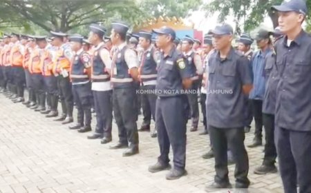 Wali Kota Eva Dwiana Pimpin Apel Siaga Dishub, Tekankan Disiplin dan Kesiapsiagaan Petugas
