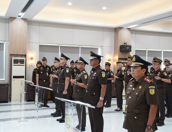 Kajati Lampung Lantik Kajari Lampung Barat, Tulangbawang, dan Tulangbawang Barat