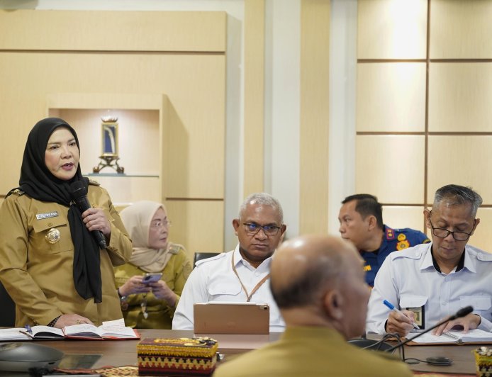 Walikota Eva Dwiana Kecewa dengan BBWS dalam Tangani Sungai 