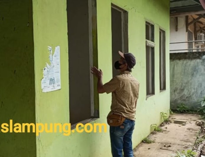 Pengelolaan Aset Daerah 'Bobrok', Pencuri Gasak Kusen Gedung milik Pemkab Lampung Utara