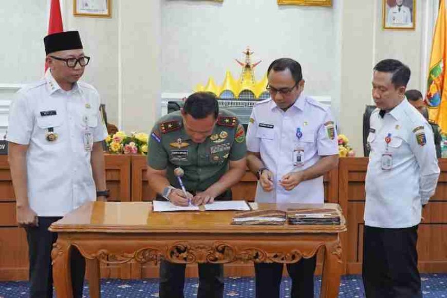 Pemerintah Provinsi Lampung Perkuat Sinergi Daerah Lewat Penandatanganan NPHD 2026