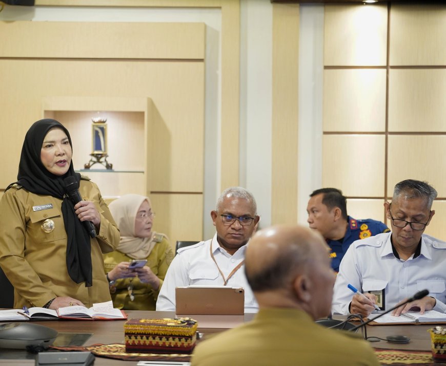 Walikota Eva Dwiana Kecewa dengan BBWS dalam Tangani Sungai 