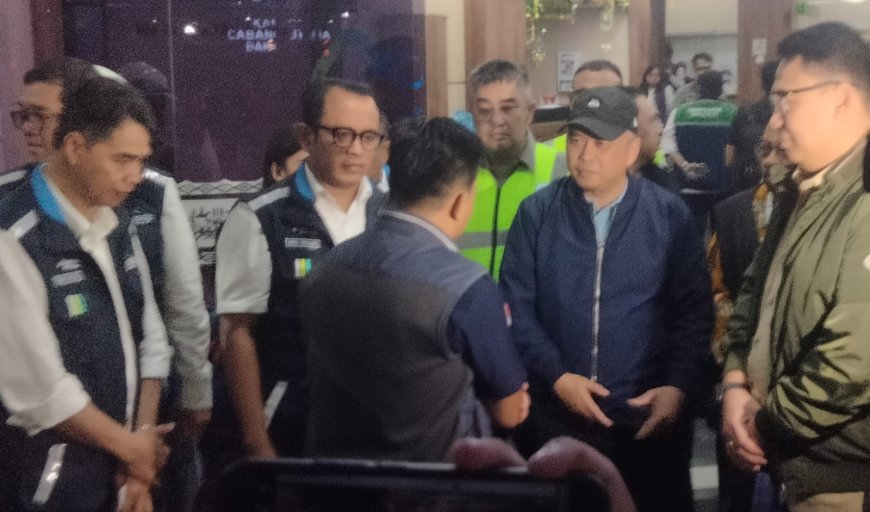 Kemacetan Panjang Truk Angkutan Logistik di Pelabuhan Bakauheni, Menhub Mengklaim Semuanya Tertib dan Lancar