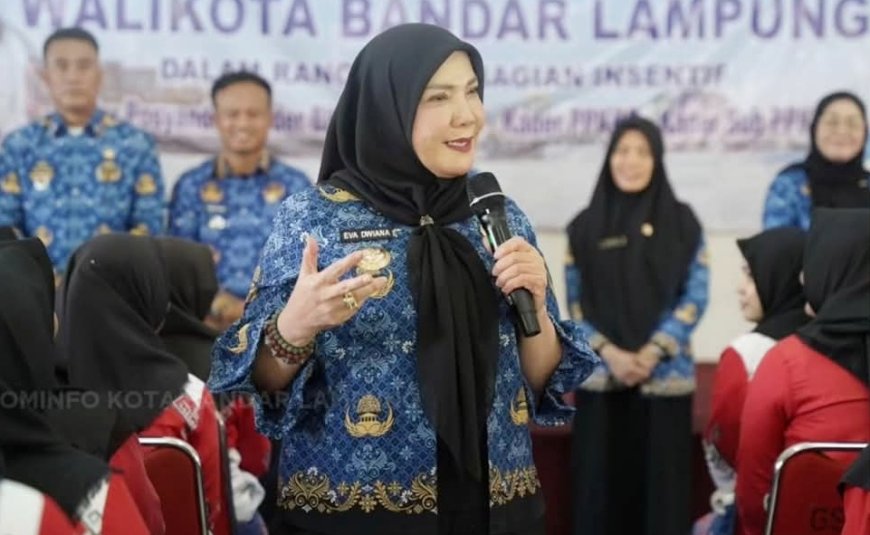 Pemkot Bandarlampung Salurkan Insentif Kader Kesehatan dan Pemberdayaan Masyarakat Kecamatan Kedamaian dan TBS