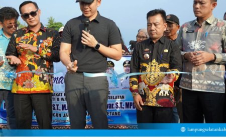 Bupati Lampung Selatan Resmikan Jalan Lubuk Dalam–Way Urang, Akses Wisata Kalianda Kian Terbuka