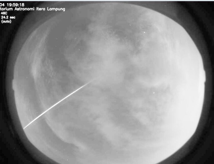 Observatorium Itera: Benda Jatuh di Langit Lampung Diduga Sisa Roket Tiongkok