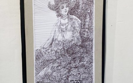 Karya Drawing Perupa Lampung Laku Terjual di Pameran “Ruang dalam Garis”
