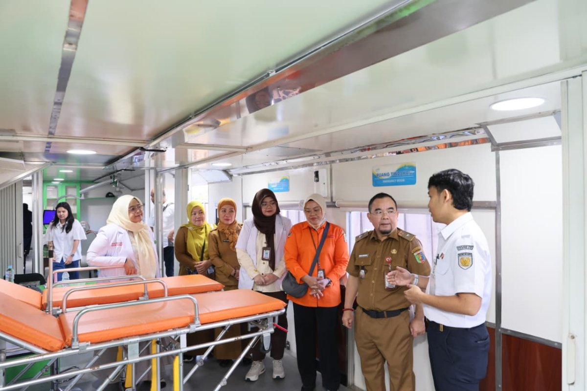 RSUD Abdul Moeloek dan KAI Perluas Layanan Kesehatan Lewat 'Rail Clinic'