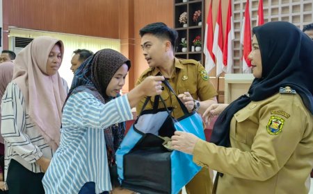 Pemkot Bandarlampung Bagikan Telur untuk 1.081 Keluarga Berisiko Stunting