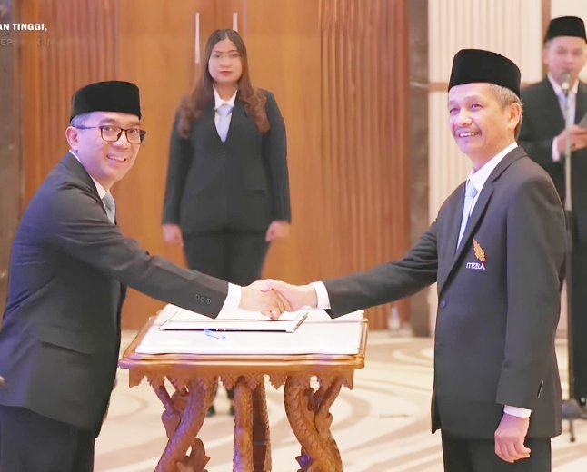 Prof. Elfahmi Dilantik Jadi Rektor Itera Periode 2026–2030
