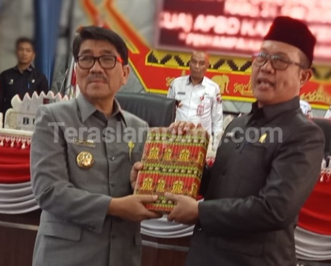 Bupati Hamartoni Ingatkan Pejabat Lampung Utara agar tidak Asbun