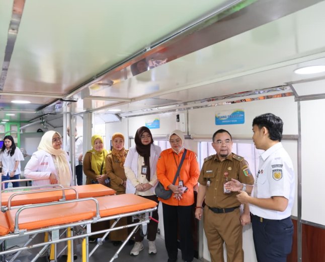 RSUD Abdul Moeloek dan KAI Perluas Layanan Kesehatan Lewat 'Rail Clinic'
