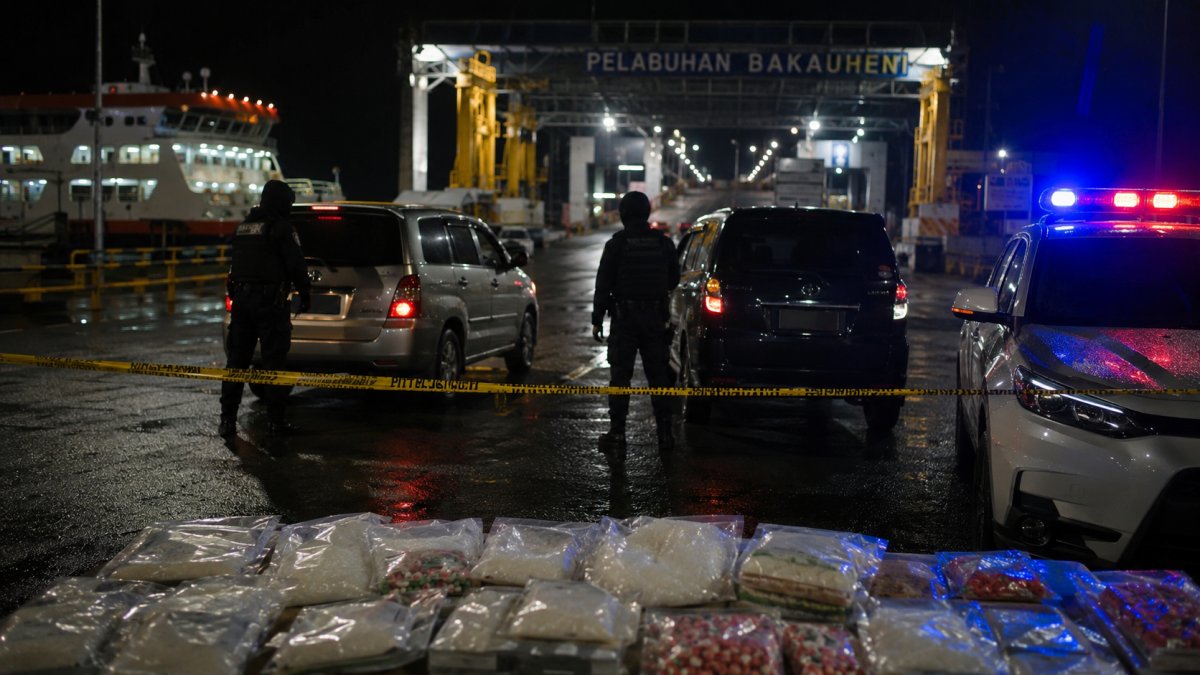 Diduga Hendak Selundupkan Sabu dan Ekstasi, Anggota TNI AL dan Brimob Ditangkap di Bakauheni
