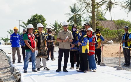 Gubernur Lampung Tinjau Perbaikan Jalan Gunung Sugih–Kota Gajah, Tekankan Mutu Pekerjaan
