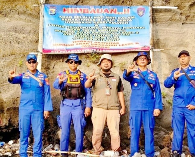 Polda Lampung  Imbau Para Nelayan tidak Dekati Kawasan Gunung Anak Krakatau