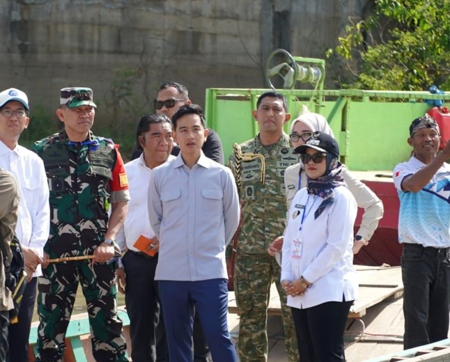 Wapres Gibran Tinjau Pembangunan Jembatan Way Bungur di Lampung Timur 