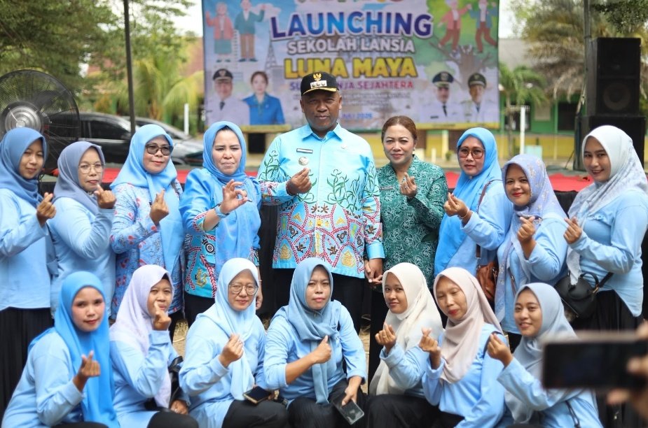 Sekolah Lansia Surya Senja Sejahtera Diluncurkan di Sukajaya Lampung Tengah