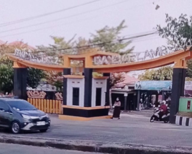 Sudah Terima BOSDa, SMPN 2 Bandarlampung Diduga Masih Tarik Uang dari Orang Tua Murid