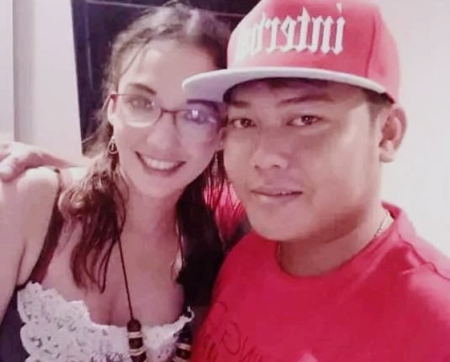 Aji Pamungkas Rilis Single Debut “Kau Sangat Berarti, Ratu-Ratuku & Vie”