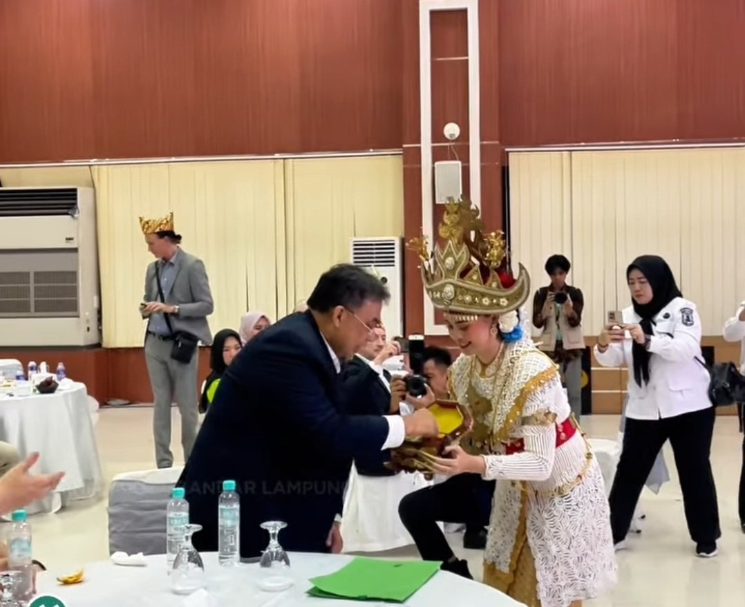 Eva Dwiana Hadiri Jamuan Makan Malam Summer School IICIS 2026