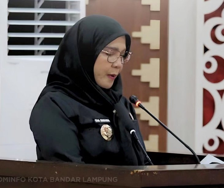 Eva Dwiana Sampaikan Jawaban atas Pemandangan Fraksi DPRD soal Raperda APBD 2026